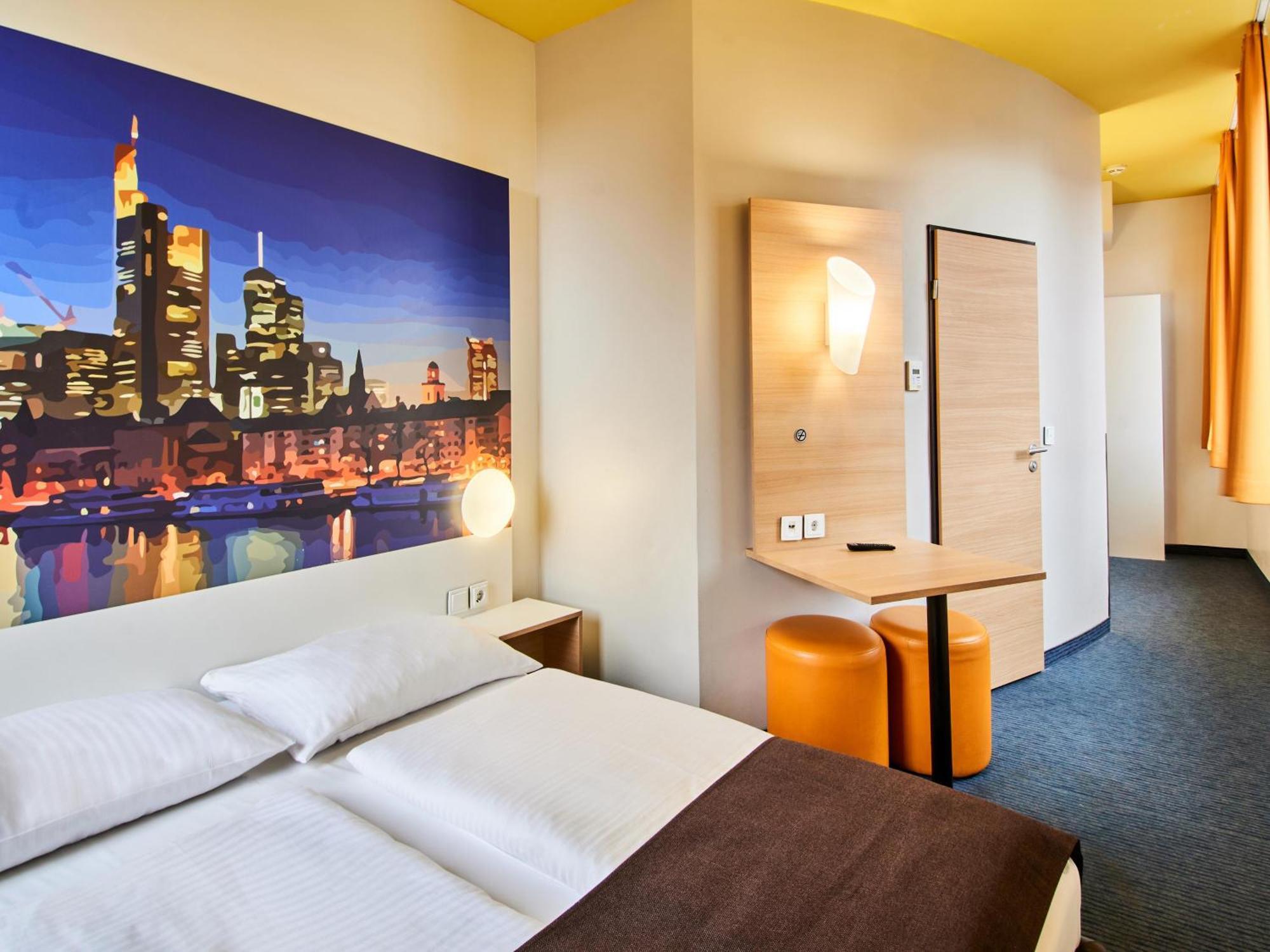B&B Hotel Frankfurt-Hbf Frankfurt am Main Buitenkant foto